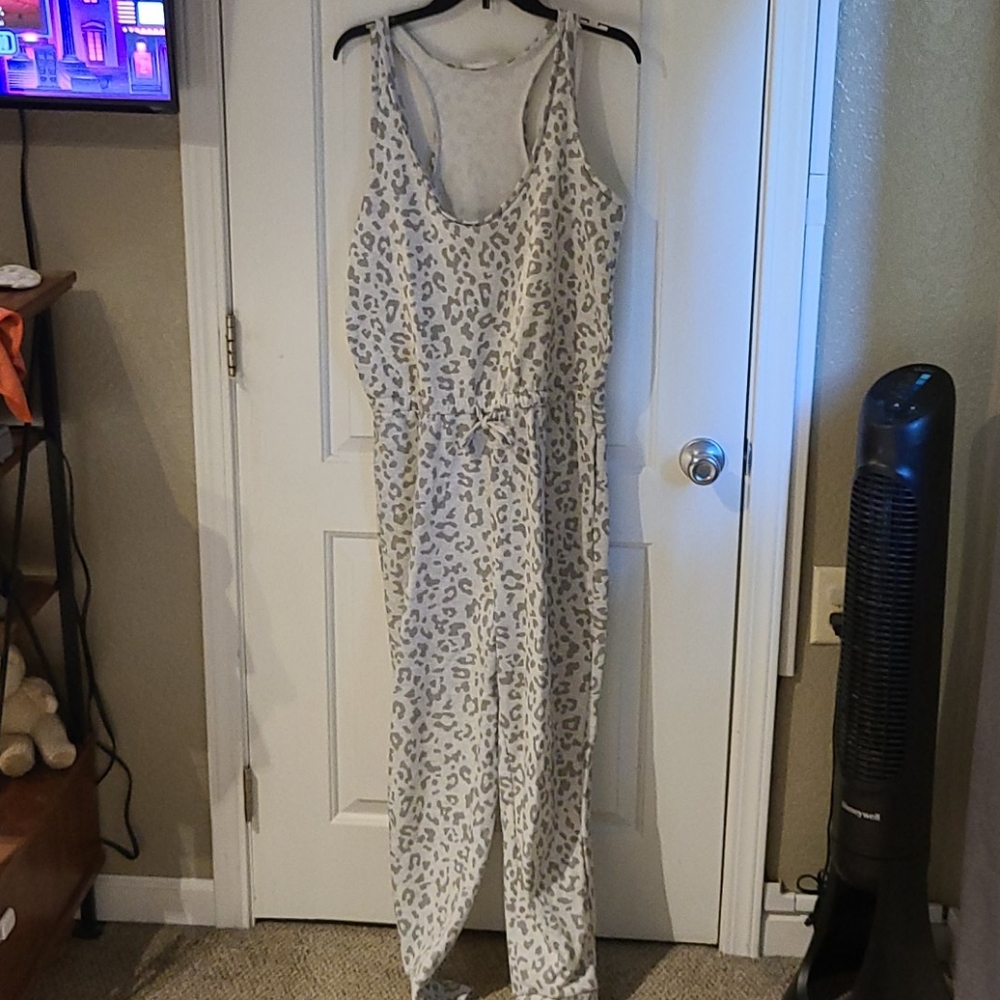 Cheetah jumper